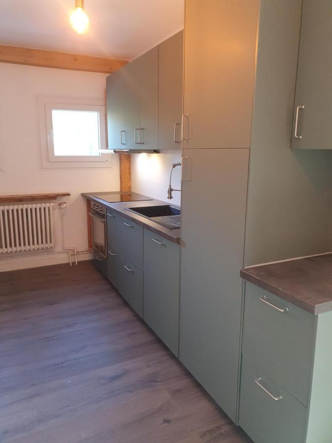 Chalet Jaune Charmant Som Sarcenas Kültér fotó